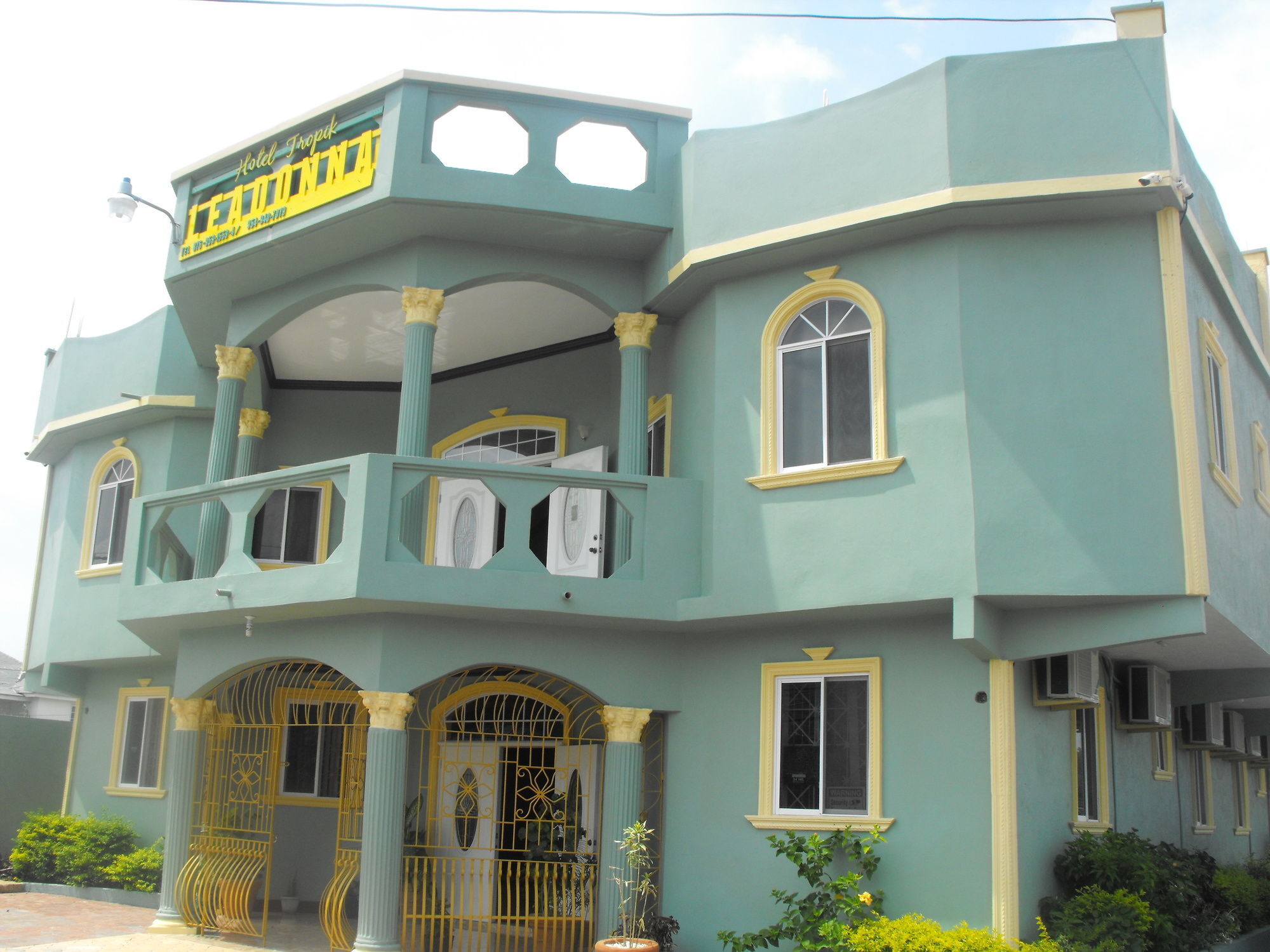 Hotel Tropik Leadonna Montego Bay Exterior foto